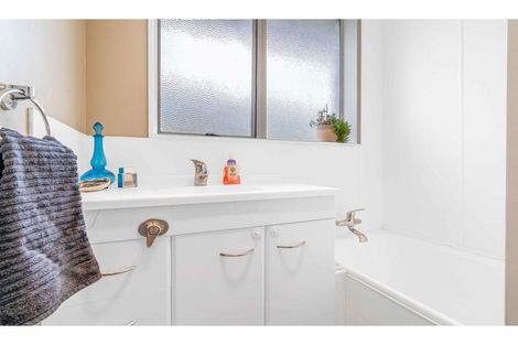 Photo of property in 29 Frome Street, Clifton, Invercargill, 9812