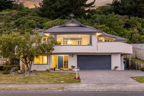 Photo of property in 131 Eskdale Road, Papakowhai, Porirua, 5024