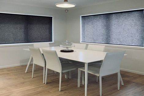 Photo of property in 53a Sunnyside Road, Sunnyvale, Auckland, 0612