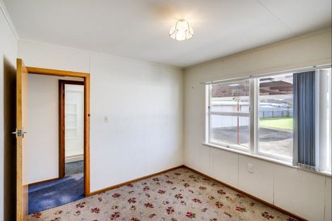Photo of property in 1 Bennett Place, Onekawa, Napier, 4110