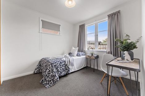 Photo of property in 50 Fairs Road, Milson, Palmerston North, 4414