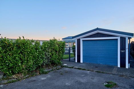 Photo of property in 23 Dargle Way, Island Bay, Wellington, 6023