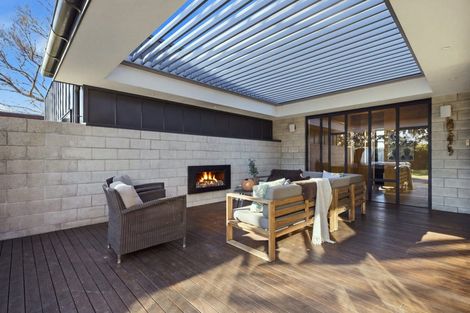 Photo of property in 38 Grassmere Street, Papanui, Christchurch, 8052