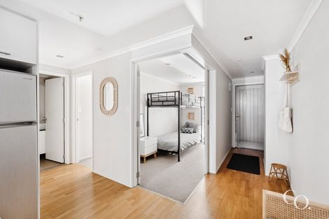 Photo of property in Algarve Apartments, 213/332 Maunganui Road, Mount Maunganui, 3116