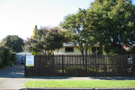 Photo of property in 6 Bidwell Place, Hillmorton, Christchurch, 8025