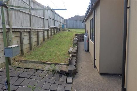 Photo of property in 21 Parkhaven Drive, Rosehill, Papakura, 2113