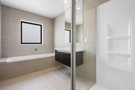 Photo of property in 69 Parkmore Drive, Rosehill, Papakura, 2113