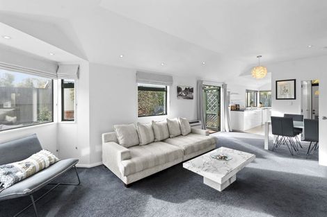 Photo of property in 6a Saint Leonards Square, Sumner, Christchurch, 8081