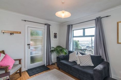 Photo of property in 92 Duncan Terrace, Kilbirnie, Wellington, 6022