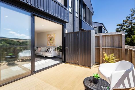 Photo of property in 19/6 Bushland Grove, Paparangi, Wellington, 6037