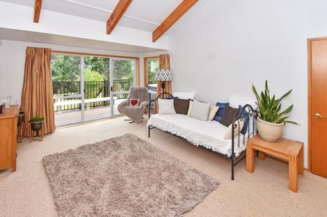 Photo of property in 72 Kauri View Road, Opaheke, Papakura, 2584