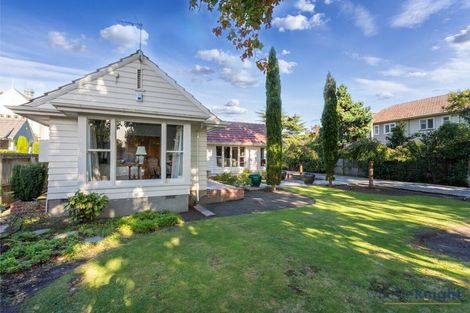 Photo of property in 397b Papanui Road, Strowan, Christchurch, 8052