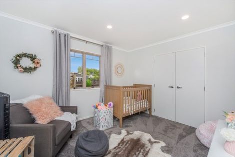 Photo of property in 18 Mews Place, Forest Lake, Hamilton, 3200