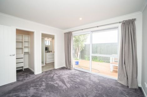 Photo of property in 18a Thames Street, Roslyn, Palmerston North, 4414