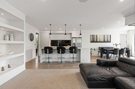 Photo of property in 36 Boocock Crescent, Orewa, 0931