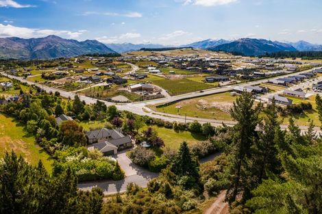 Photo of property in 689 Aubrey Road, Albert Town, Wanaka, 9305