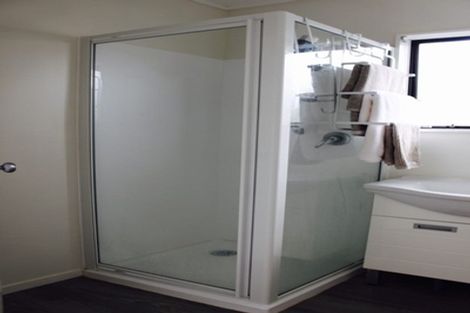 Photo of property in 8c Weiti Road, Orewa, 0931