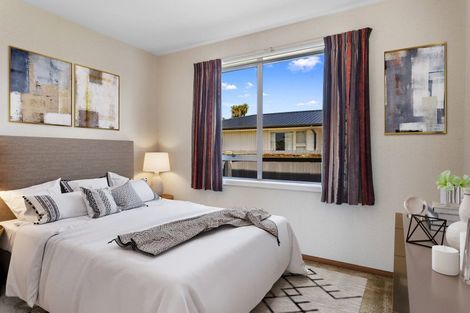 Photo of property in 13 Dunstan Crescent, Hornby, Christchurch, 8042