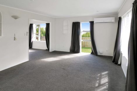 Photo of property in 13 Kaitangata Crescent, Kelson, Lower Hutt, 5010