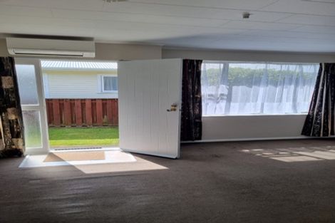 Photo of property in 11a Karamu Crescent, Wainuiomata, Lower Hutt, 5014