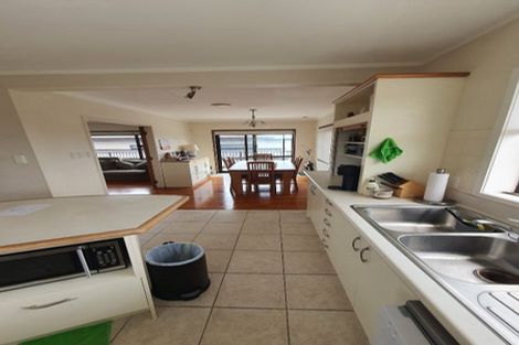 Photo of property in 227 Bucklands Beach Road, Bucklands Beach, Auckland, 2012