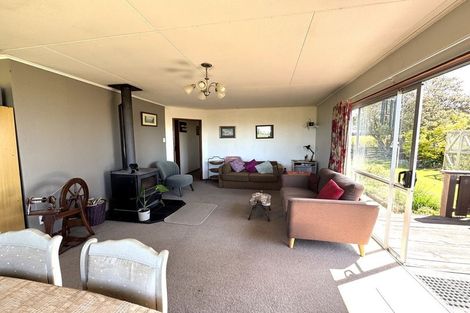 Photo of property in 86 Totara Island Road, Clifton, Balclutha, 9273