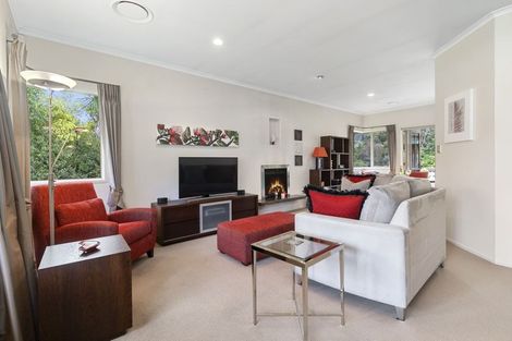 Photo of property in 31 Wicklam Lane, Greenhithe, Auckland, 0632