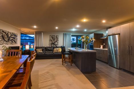 Photo of property in 120 Oriental Parade, Papamoa Beach, Papamoa, 3118