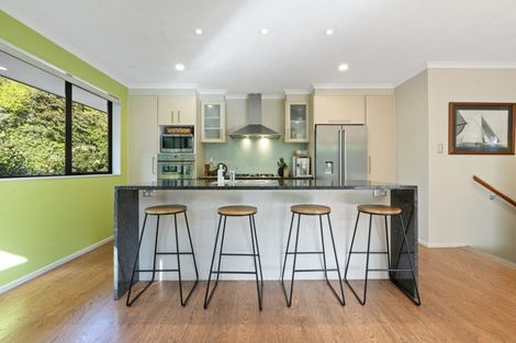 Photo of property in 21a Cliff Road, Torbay, Auckland, 0630