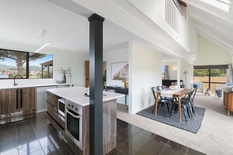 Photo of property in 189 Tutere Street, Waikanae Beach, Waikanae, 5036