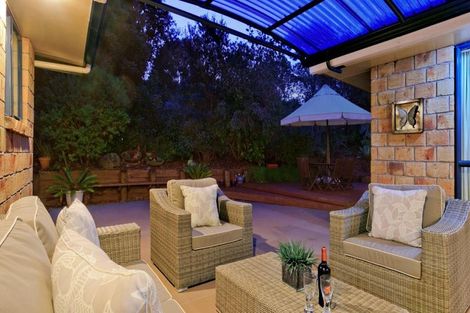 Photo of property in 5b Olwyn Place, Greenhithe, Auckland, 0632