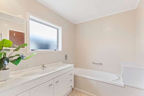 Photo of property in 8 Cole Lane, Milson, Palmerston North, 4414