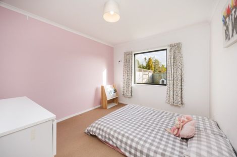 Photo of property in 23 Woodgate Court, Fitzherbert, Palmerston North, 4410