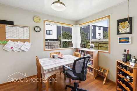 Photo of property in 101 Bruce Mclaren Road, Henderson, Auckland, 0612