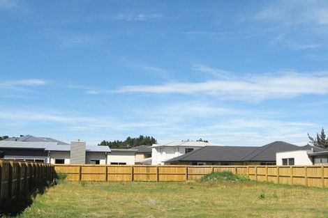 Photo of property in 131 Aston Drive, Waimairi Beach, Christchurch, 8083