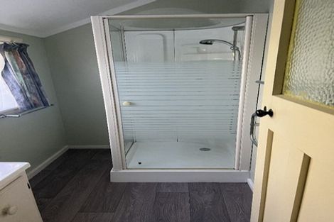 Photo of property in 2 Jervois Terrace, Ohau, Levin, 5570