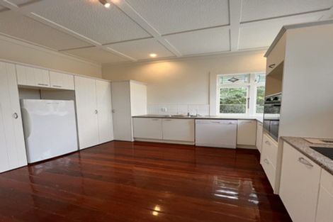Photo of property in 11 Norwood Road, Bayswater, Auckland, 0622