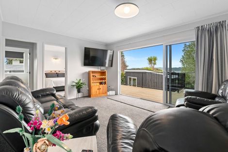 Photo of property in 70 Wharetoroa Drive, Rotoiti Forest, Rotorua, 3074