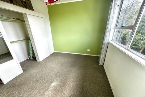 Photo of property in 19 Aquarius Avenue, Glen Eden, Auckland, 0602