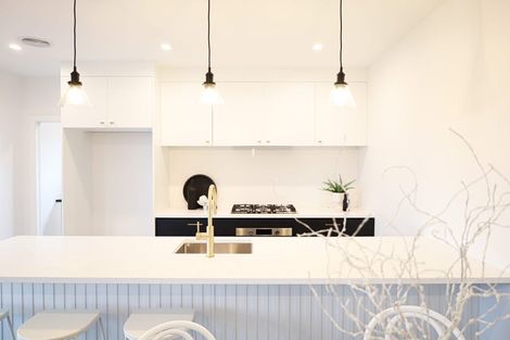 Photo of property in 1 Mangatainoka Lane, Awapuni, 4412