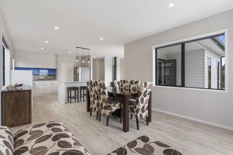 Photo of property in 21 Manatu Close, Whangamata, 3691