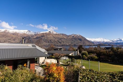 Photo of property in 98 Hunter Crescent, Wanaka, 9305