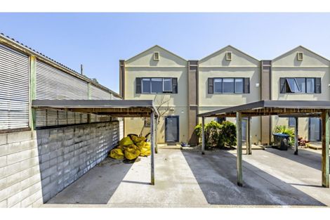 Photo of property in 5v Dryden Place, Mount Wellington, Auckland, 1051