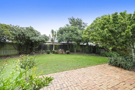 Photo of property in 12 Courtfield Close, Parklands, Christchurch, 8083