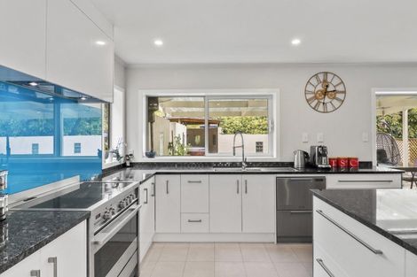 Photo of property in 680 Welcome Bay Road, Waitao, Tauranga, 3175