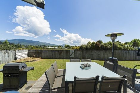 Photo of property in 6 Ngahana Place, Turangi, 3334
