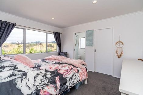 Photo of property in 29 Massey Road, Waipu, 0582