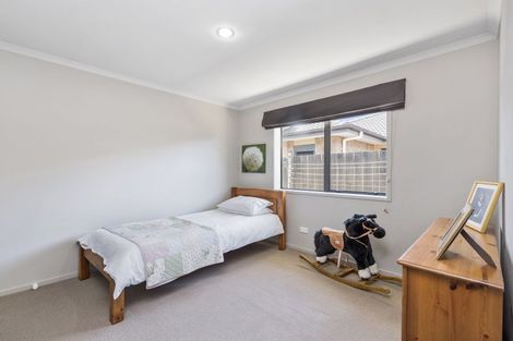 Photo of property in 120 Oriental Parade, Papamoa Beach, Papamoa, 3118