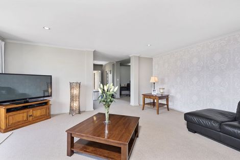 Photo of property in 120 Oriental Parade, Papamoa Beach, Papamoa, 3118