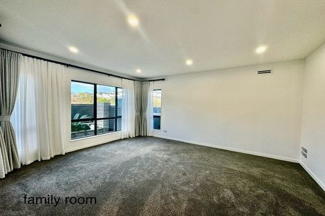 Photo of property in 12 Caldwell Place, Pinehill, Auckland, 0632